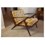 A vintage delight sale in Tracy   By YTT Estate Sales