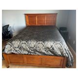 queen W / storage drawers