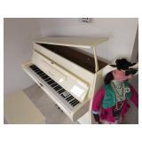 Young Chang Piano studio Upright www.estate48.com