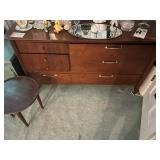 Oyster Bay Tag Sale by Mona