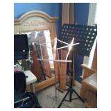 Music stand