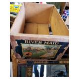 advewrtising wood box