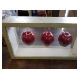 Apple decoration 