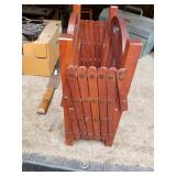 collapsible magazine rack