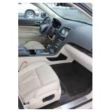 2014 Lincoln MKT Sold at 5 PM