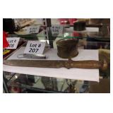 Lot 207
