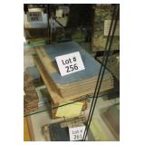 Lot 256