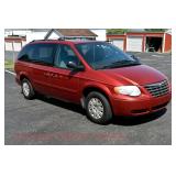2005 Chrysler Town & Country - Sold at 5 PM