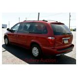 2005 Chrysler Town & Country - Sold at 5 PM