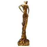 statue