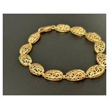 jewelry, ring, bracelet, emerald, gold, silver, diamond, opal