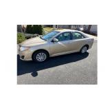 2012 Toyota Camry L-low miles