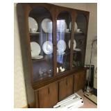 Nice china Cabinet