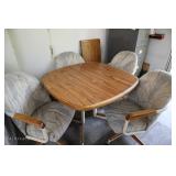 Pantry table and four chairs 