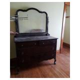 Antique Dresser with miror Antique Dresser with miror