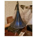 Large Horn Large Horn