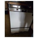 Stand alone dishwasher with Butcher Block Top 
