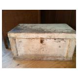 White Trunk 17" x 16"h x 31"l