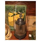 Pickle Castor 10"h