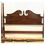 BEAUTIFUL 6 Piece SOLID Mahogany Bracket Foot Queen Poster Bedroom Set by "Ethan Allen Furniture" 