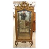 Italian Mirrored Back Carved Crystal Cabinet 