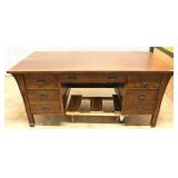  Mission Oak Panel Sides and Back Flat Top 7 Drawer Desk by “Stickley Furniture” – auction estimate 