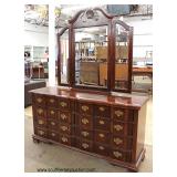  5 Piece Cherry Queen Bedroom Set in the Traditional Chippendale Style  Auction Estimate $400-$800 –