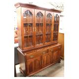  Piece SOLID Cherry Queen Anne Dining Room Set with a 2 Piece 4 Door China Cabinet  Auction Estimate