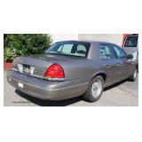 2001 Ford Crown LX Car, 4 Door with A/C, Leather Interior, Power Locks and Windows, Power Seats and 