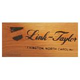 NICE “Link Taylor Furniture” 4 Piece Bedroom Set SOLID Mahogany Bracket Foot with Queen Size Poster 