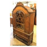 9 Piece Two Tone Walnut Carved Dining Room Set Auction Estimate $600-$1200 – Located Inside