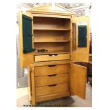 4 Piece “Stanley Furniture” Maple Diamond Inlaid Bedroom Set with Full Headboard and Fitted Interior