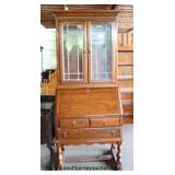  SOLID Oak 2 Piece Leaded Glass Secretary Bookcase by Ethan Allen  Auction Estimate $200-$400 – Loca