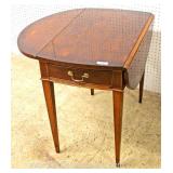  Mahogany “Henredon Furniture” One Drawer Drop Side Pembroke Table  Auction Estimate $100-$200 – Loc