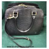  Authentic “Louis Vuitton” Black Leather Epi Pint Neuf MI I020 Purse  Auction Estimate $500-$1000 – 