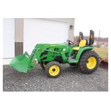  Lot 100 Like new John Deere 3032 4x4 compact Tractor with a 300E loader, bought new in 2020, very l