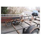  Lot 106 3 point hitch post hole digger with 2 augers 8" and 10" diameter, does have crack in housin