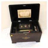  Lot 112 Beautiful antique rosewood with inlay single comb music box with bells and good teeth all i
