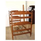  Lot 192 Pair of Vintage Ethan Allen maple bunk beds approx. 42" w x 80" d x 58" h top rail 47"