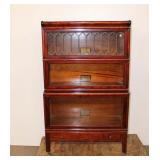  Lot 206 Nice Globe and Wernicke mahogany finish 3 stack bookcase with leaded glass front and matchi