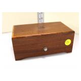  Lot 234 Thorens vintage exotic burl walnut Swiss music box, single comb, teeth are good, approx. 7"