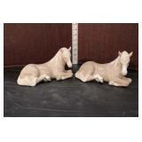  Lot 353 Vintage Lladro porcelain figurines, 2 laying horses