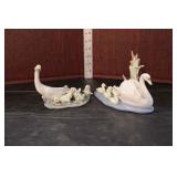  Lot 360 Vintage Lladro porcelain figurines, swan and cygnets and duck with ducklings