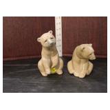  Lot 372 Vintage Lladro porcelain figurines of (2) brown bears