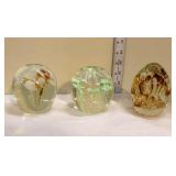 Lot 431 (3) Vintage hand blown art glass paperweights