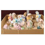  Lot 469 (13) pcs. Beatrix Potters Beswick England vintage porcelain miniature animals