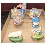  Lot 485 (6) Vintage various items including lift top porcelain boxes,
