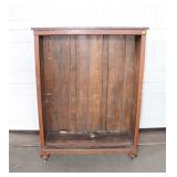  Lot 606 Antique oak bookcase with shelves needs TLC