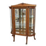  Lot 524 Nice antique oak 1 door curved crystal cabinet with glass shelves, has been refinished