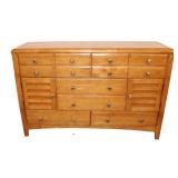  Lot 652 6 drawer 2 louvre door maple chest